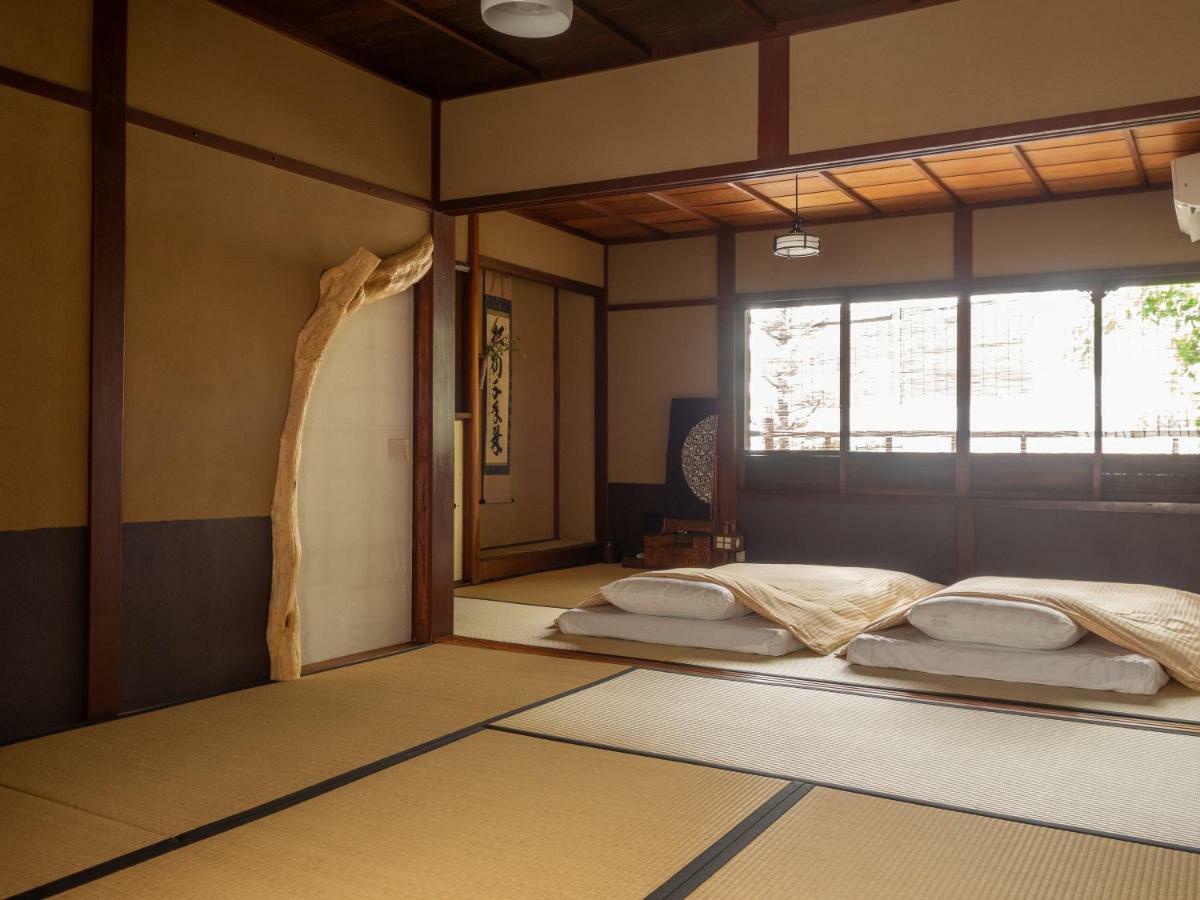 Kyoto Machiya Cottage Karigane Buitenkant foto